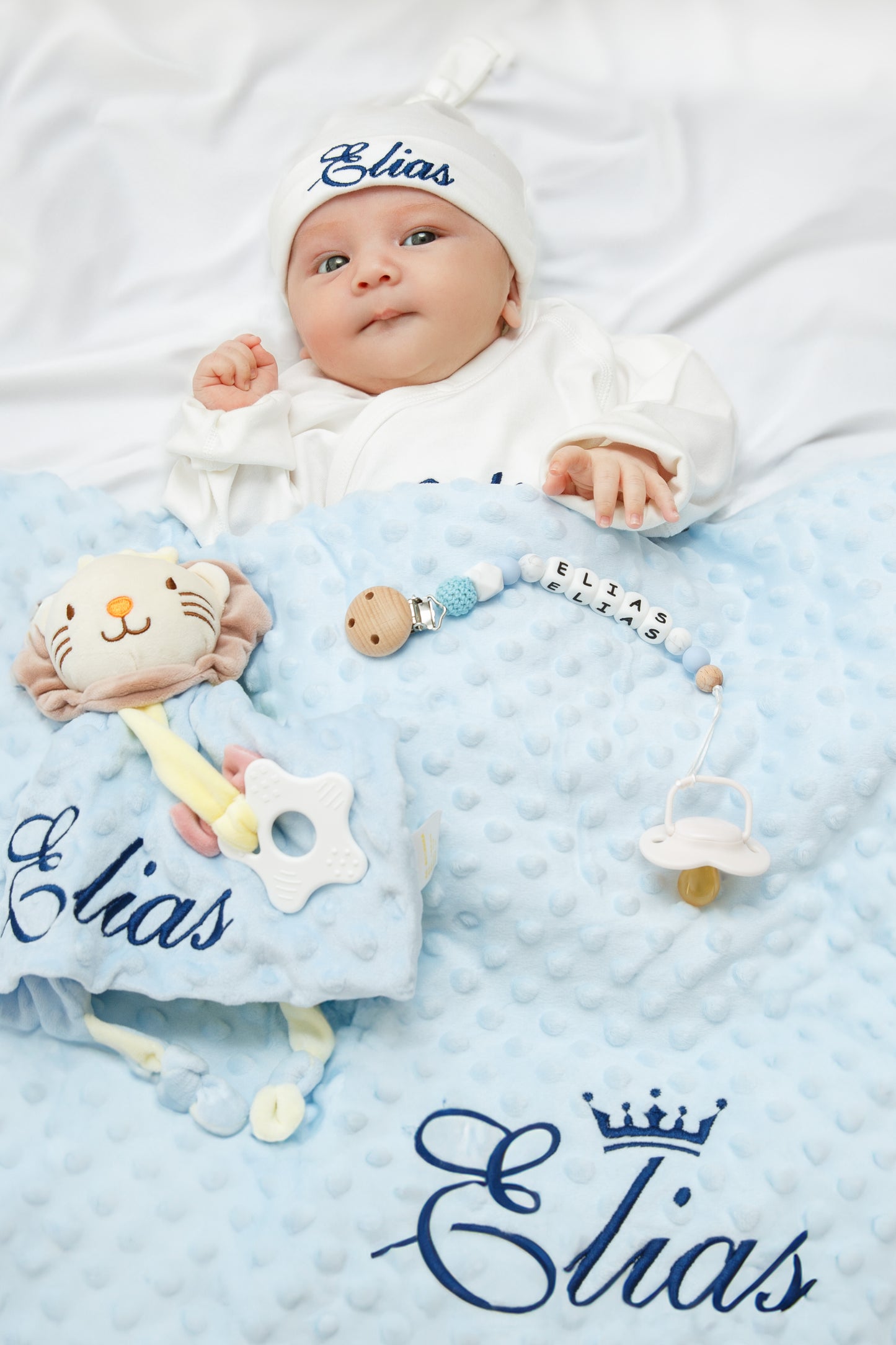 Fleece Newborn Baby Blanket +  FREE Pin // CODE "MY15" For 15% OFF